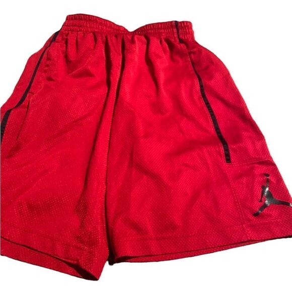 Jordan  asker all shorts excellent condition 10 inch inseam front pockets - Picture 1 of 2